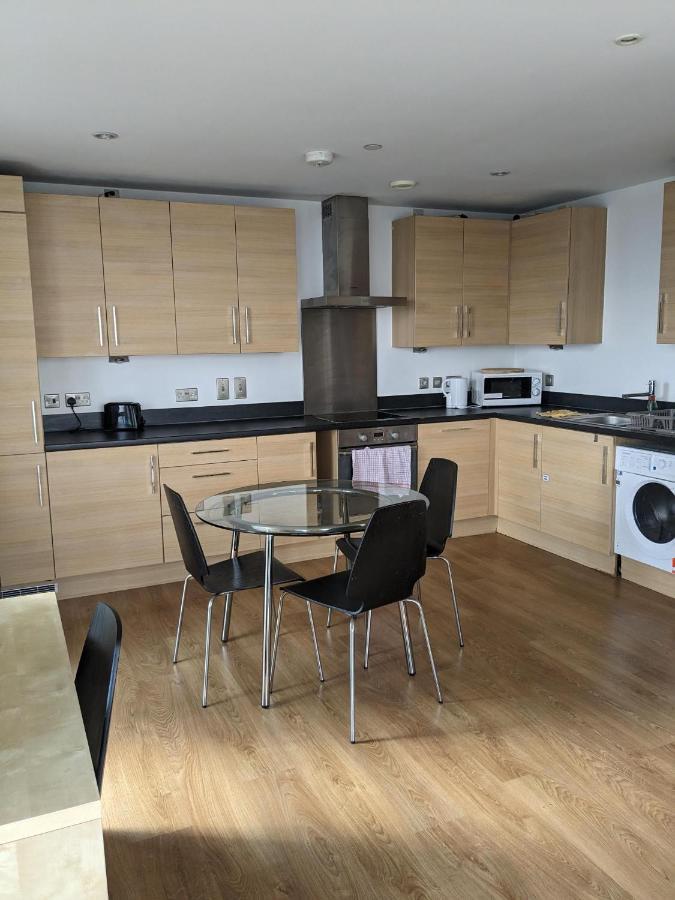 2 Bed 2 Baths Apt In Stratford Lejlighed London Eksteriør billede